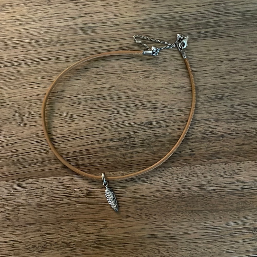 Pandora feather choker